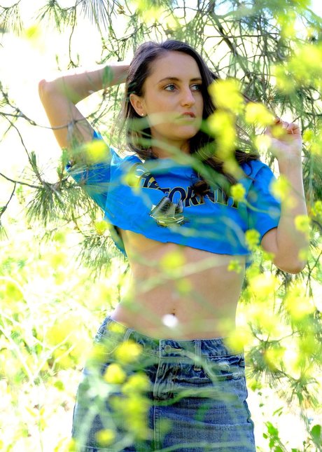 Monique Giselle beautiful actress photo