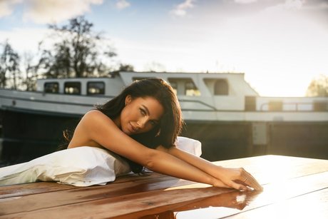 Rowena Verdaasdonk best star photos