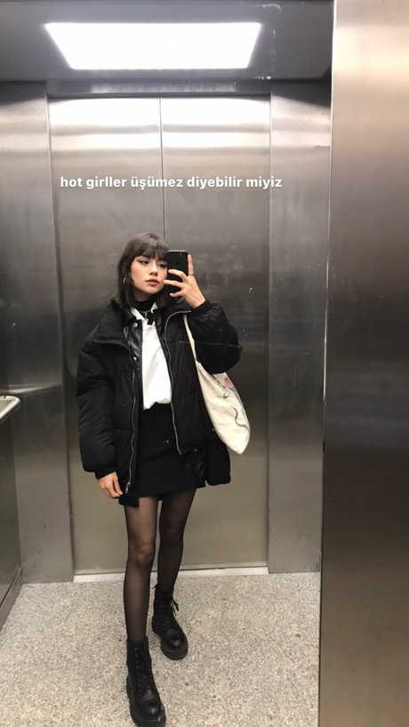 Subaronovv pornstar naked picture