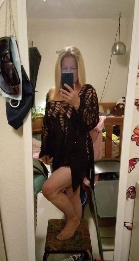 Dana Jones nudes model galleries