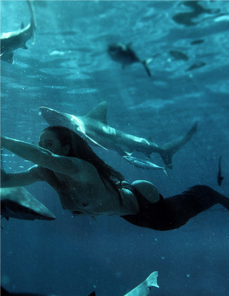 Valentina Lequeux model sexy pics