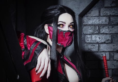 Alena Galan_ beautiful actress img