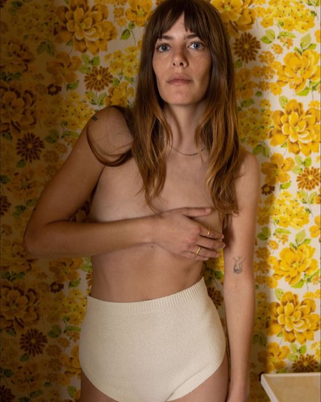 Emily Labowe model porn photo