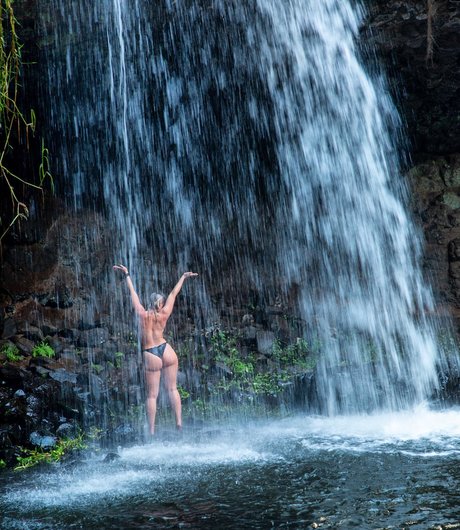 old young lesbian onlyfans best photos