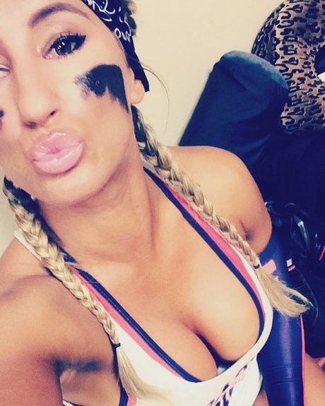 Quincy Hewitt_ hd model pic