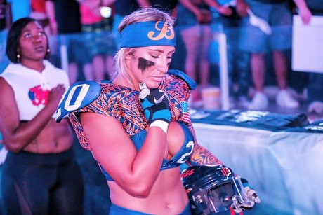 Quincy Hewitt_ best model picture