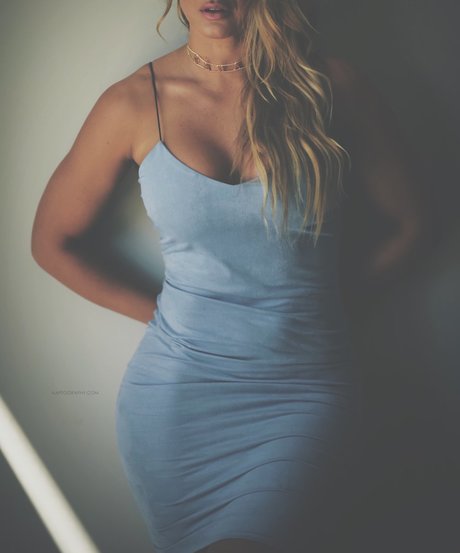 Quincy Hewitt_ pretty model image