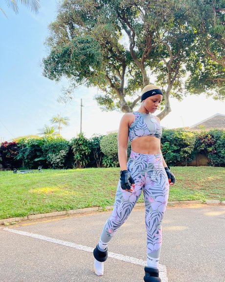 Sharon Gambu nude model image