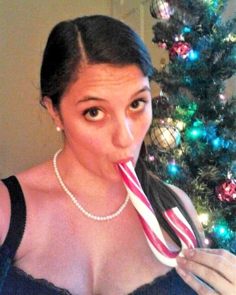 Avery Milla porn model pics