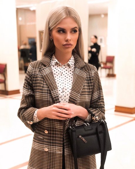 Iva Kivock star sexy archive