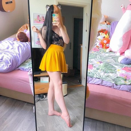 Lilsolle Chickpii sexy pornstar picture