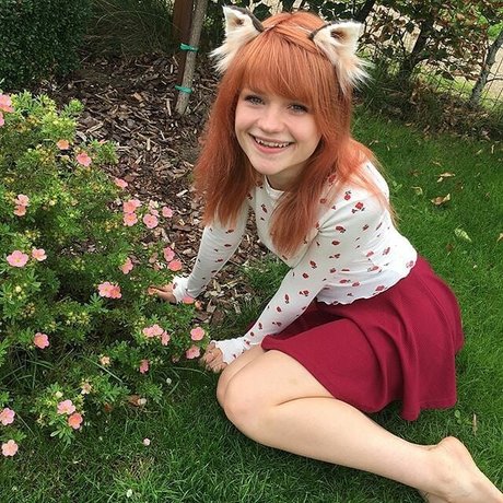 Lilsolle Chickpii star pornographic pic