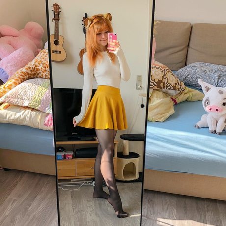 Lilsolle Chickpii pornstar high quality images