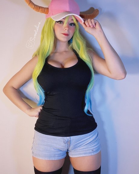 Sweetieline_ pornstar hot photo