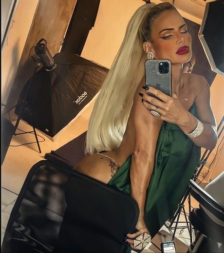 Deliza Rodriguez pornstar nude picture