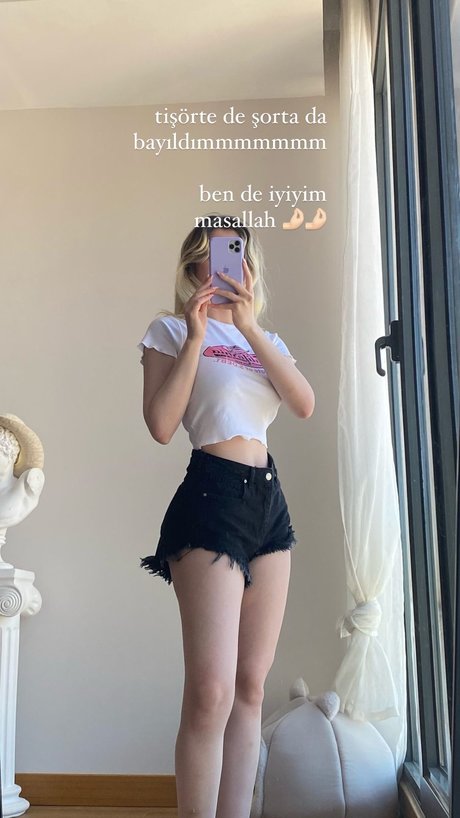 _Kardelen Oeztas sex star galleries