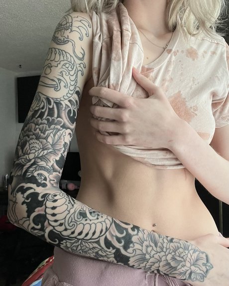 Alliury Xaerha exclusive pornstar image