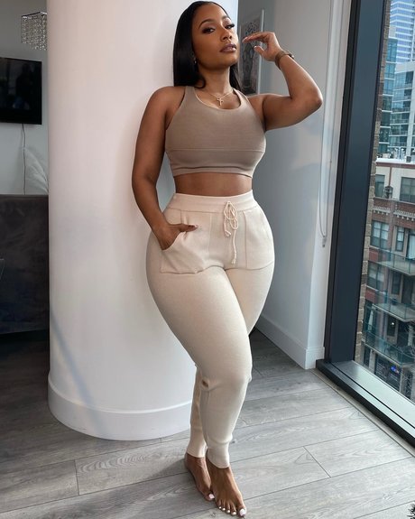 squirt teen onlyfans hot naked photos