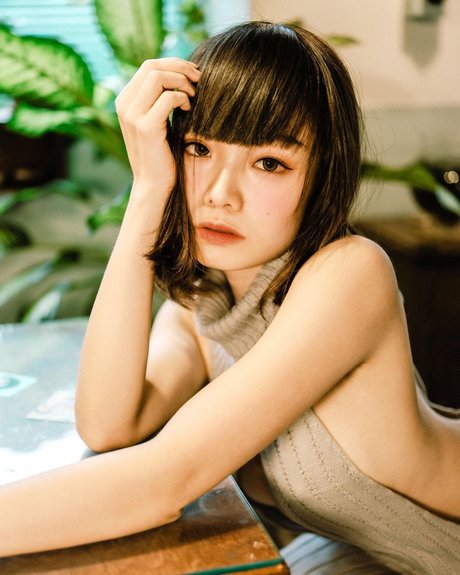 Queenie Lam model porn images