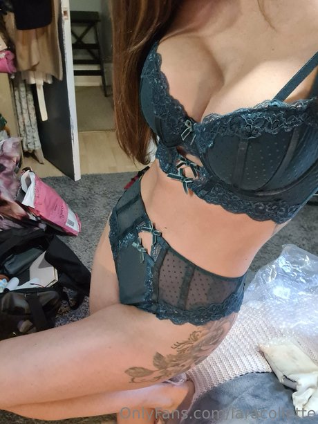 Lara Collette art actress photo