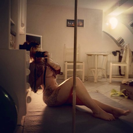 Abilee 3 star beautiful photo