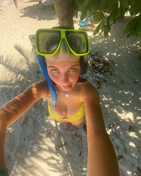 Clo Bailey star high quality images