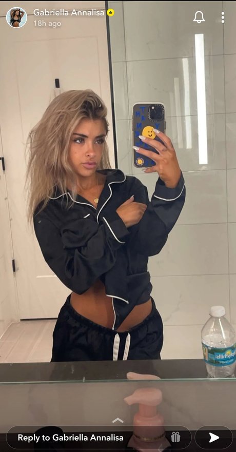 Gabriella Annalisa star nude photo