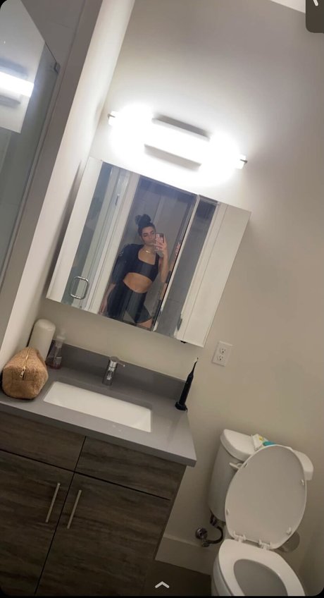 _Gianna Belsito top star image