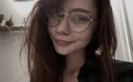 Sxvsy model sex pics