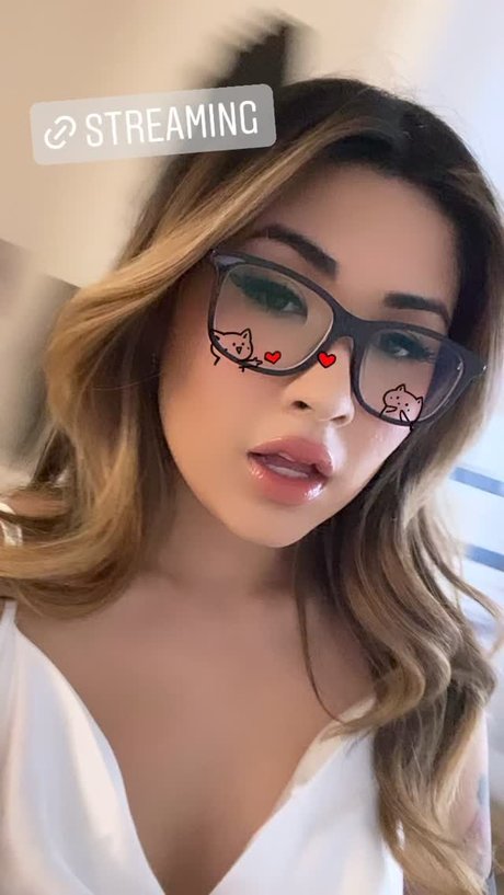 big tits brunette onlyfans sexy nudes photo