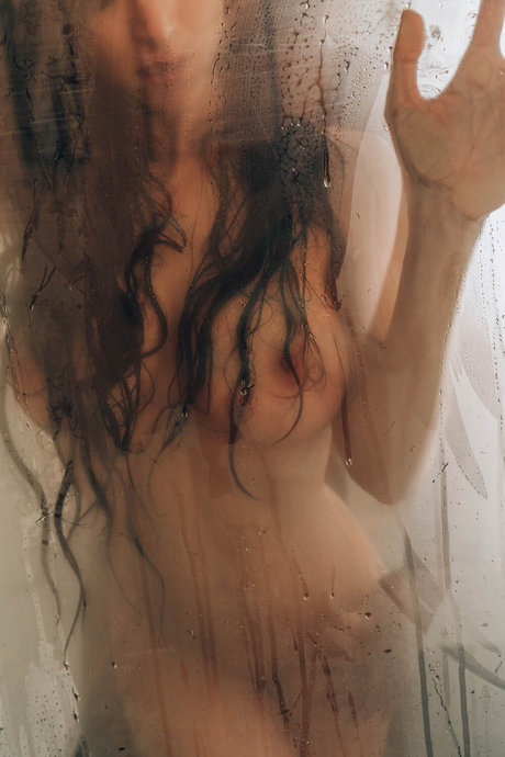 female popular onlyfans art nude images