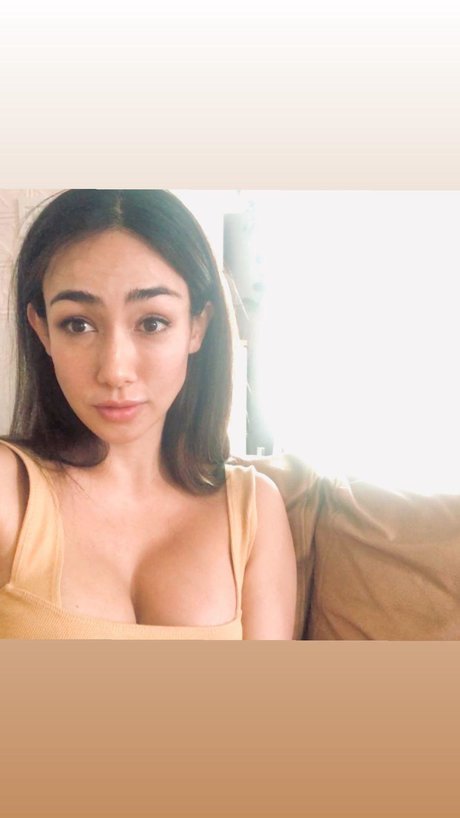 Julia Misaki naked actress pics