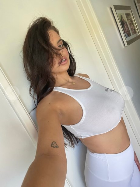 two onlyfans free nude picture