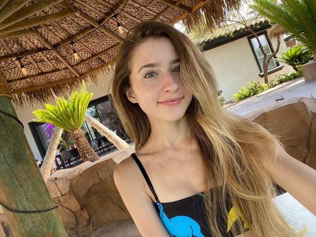 Knights Ry pornstar nude photo