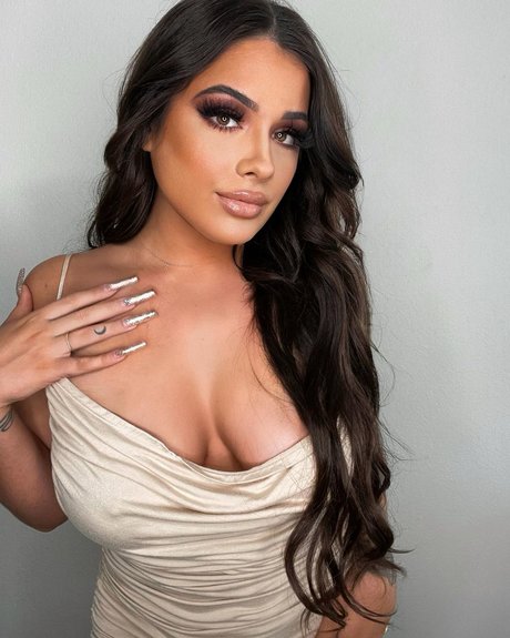 Taylor Stewart_ model top archive