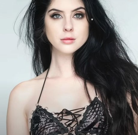 Bec Paws_ model nice archive