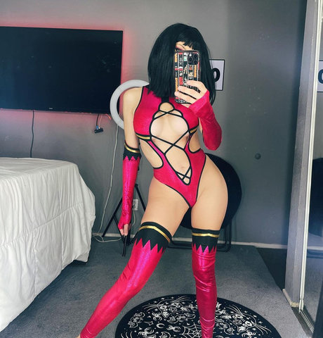 Laura Amuyus_ pornstar nude galleries