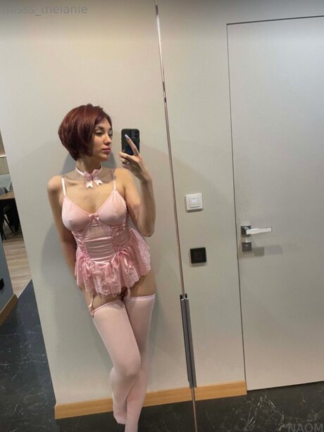 Melly Fox pornstar adult picture