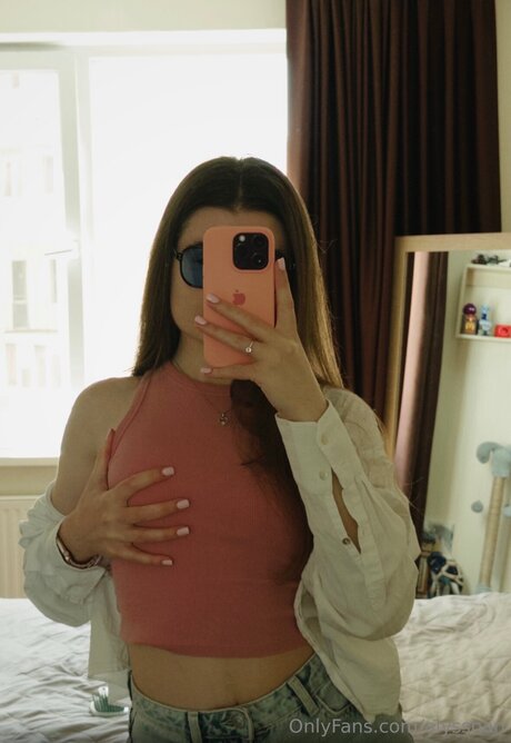 Alysshan hd actress galleries