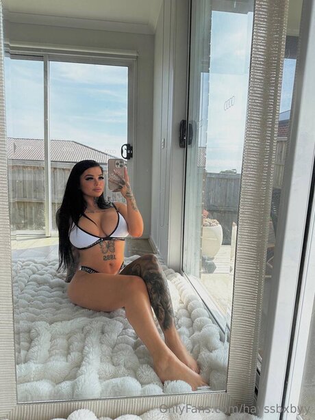 waitress onlyfans beautiful archive