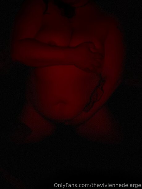 Theviviennedelarge exclusive star pic