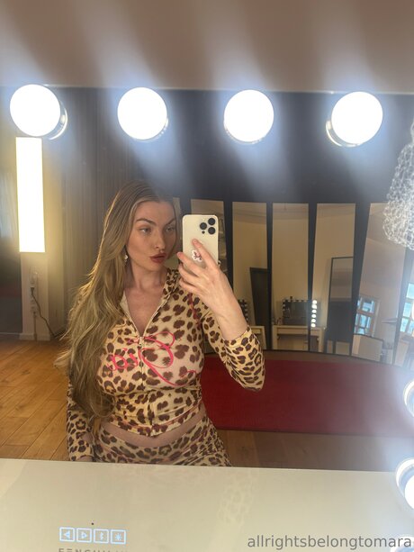 Maralinxo pornstar art archive