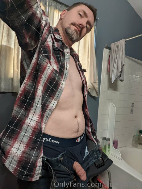 Truelyfilthy nude actress pictures