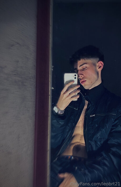 Leobrt21 nice model photos