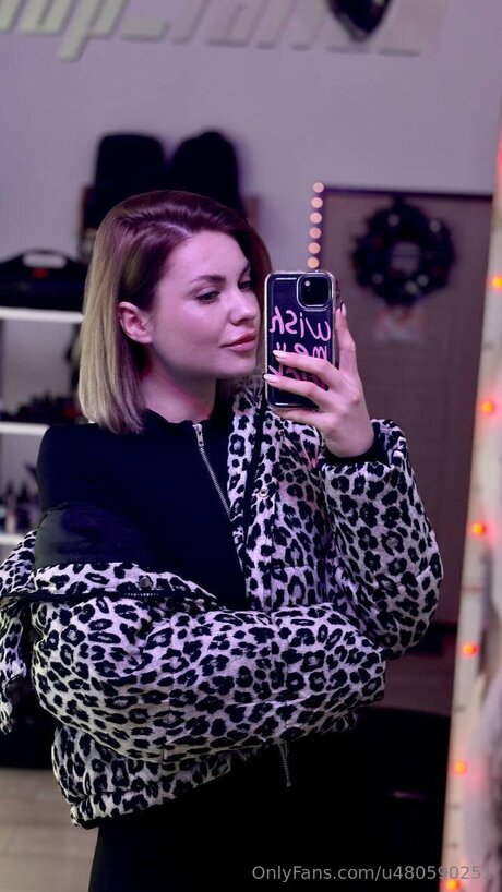 non nude onlyfans free sexy picture