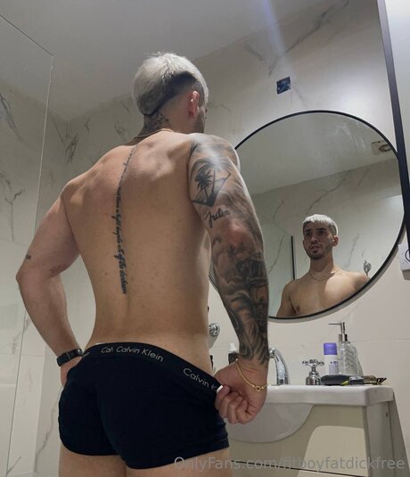 Fitboyfatdickfree nudes star pics