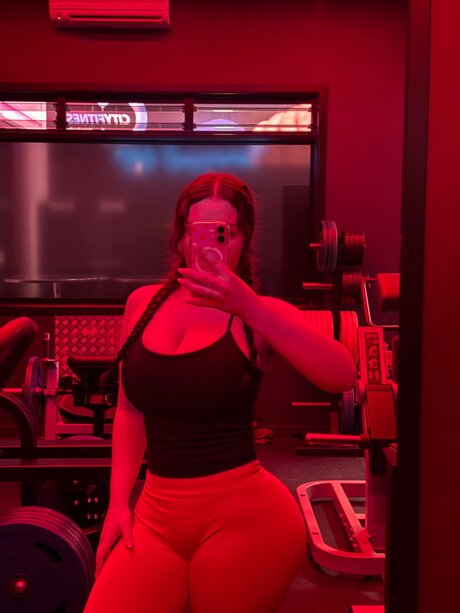 Curlymoana star pornographic photos