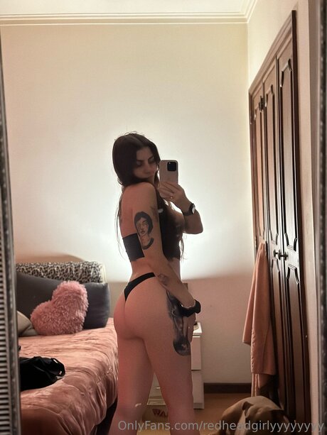 Redheadgirlyyyyyyyy model free gallery