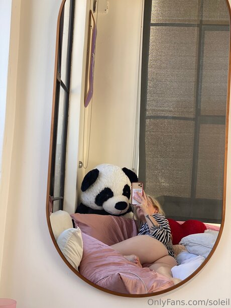 Soleil hd actress pictures