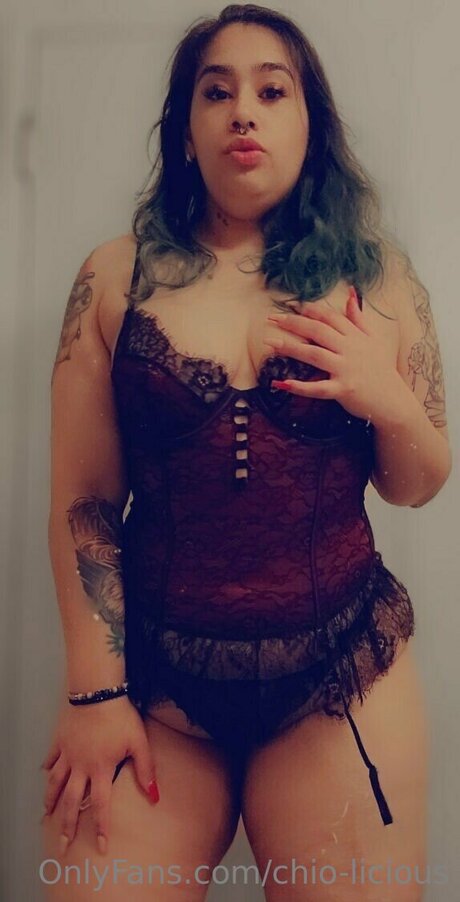 Chio Licious model naked photos